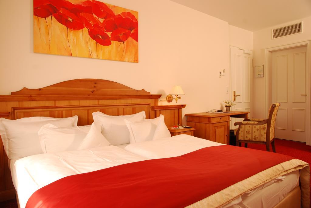 Muensterlaender Hof Hotel Cloppenburg Ngoại thất bức ảnh