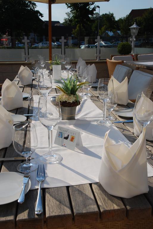 Muensterlaender Hof Hotel Cloppenburg Ngoại thất bức ảnh